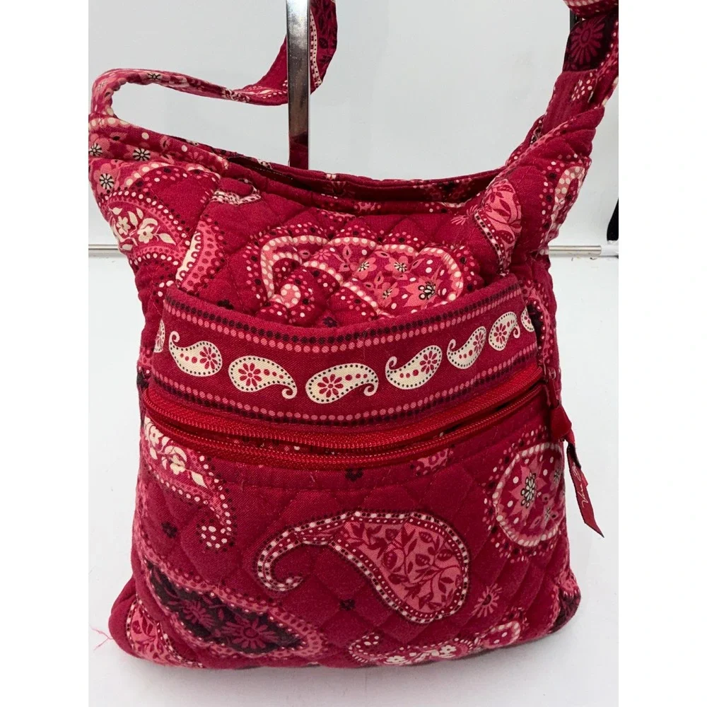 Vera Bradley RETIRED Mesa Red Paisley Quilted Crossbody Bag Adjustable Strap